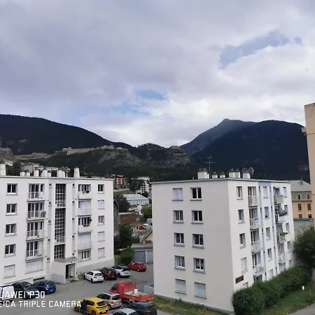 Ferienwohnung T2 Cosy Proche Des Pistes Briançon Exterior foto